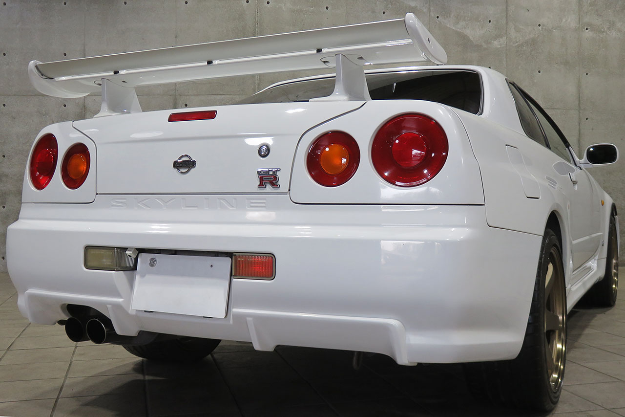 1999 Nissan SKYLINE GT-R R34 GT-R, NISMO LMGT4 18 Inch Wheels