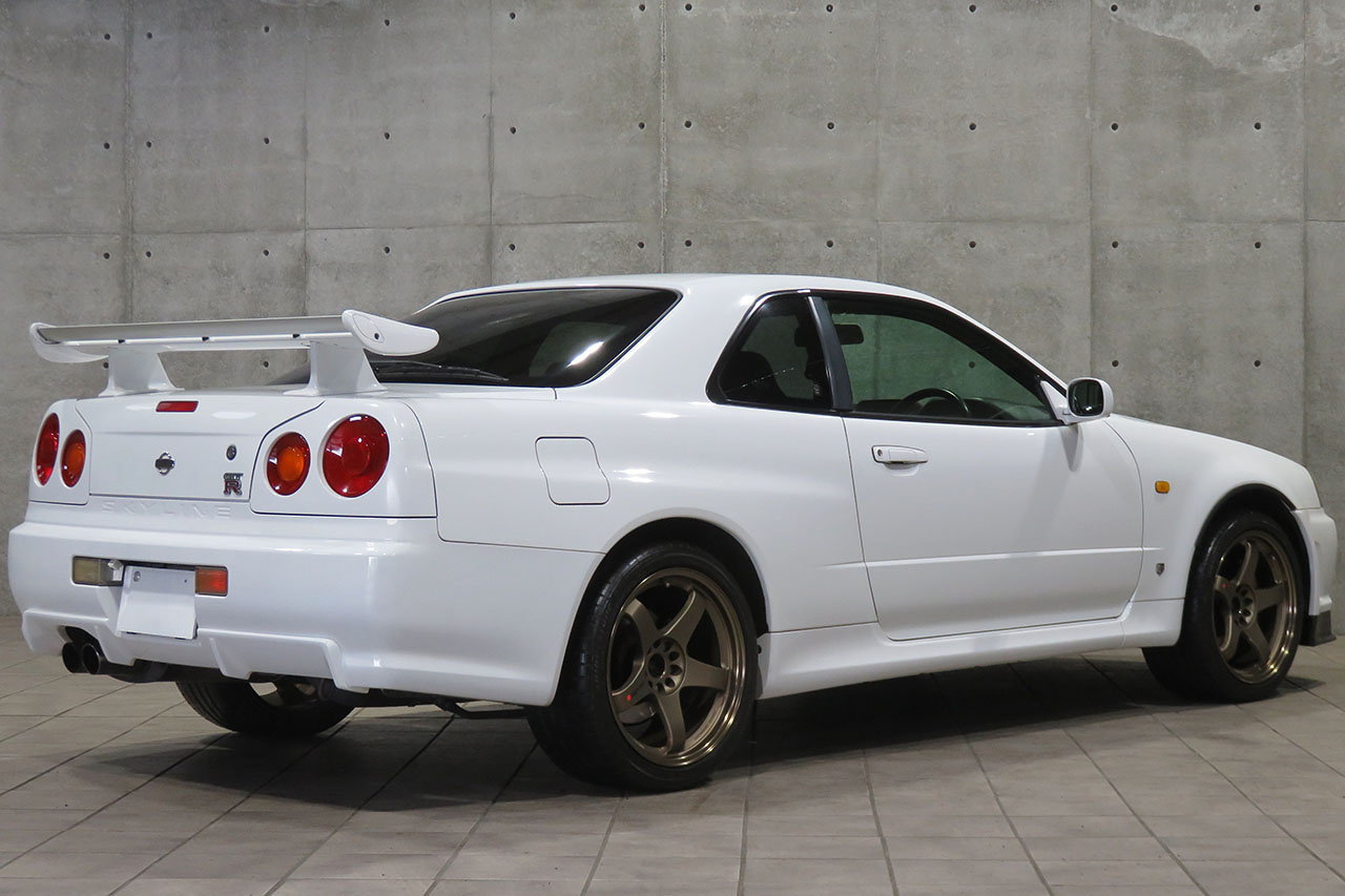 1999 Nissan SKYLINE GT-R R34 GT-R, NISMO LMGT4 18 Inch Wheels