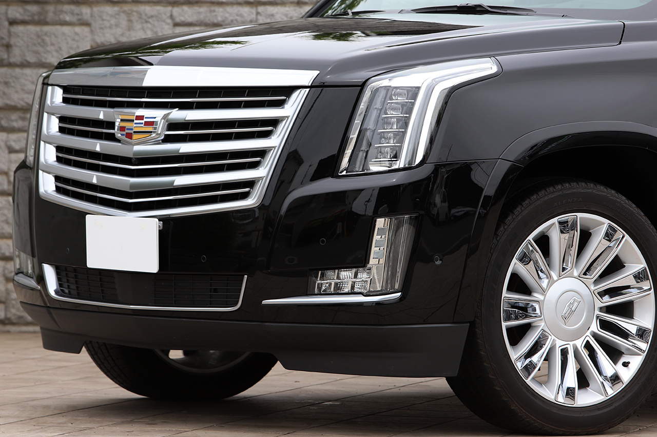 2017 Cadillac ESCALADE null