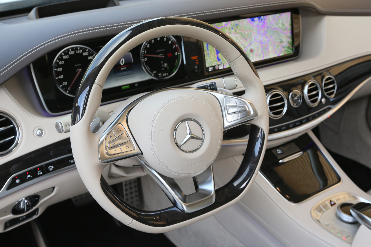 2015 Mercedes-Benz S CLASS S400HEKSKRUSIB 4D