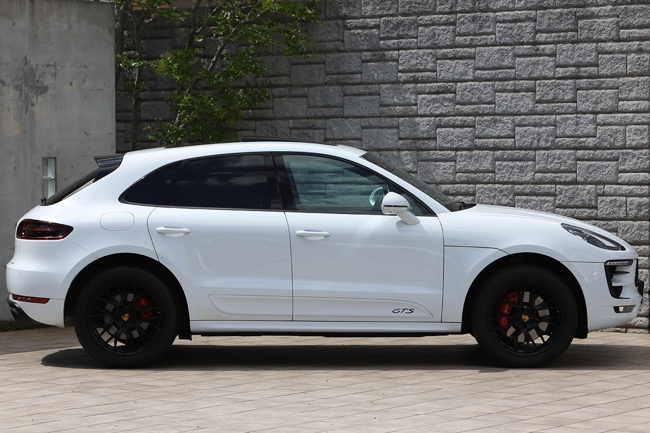 2018 Porsche MACAN GTS 4W