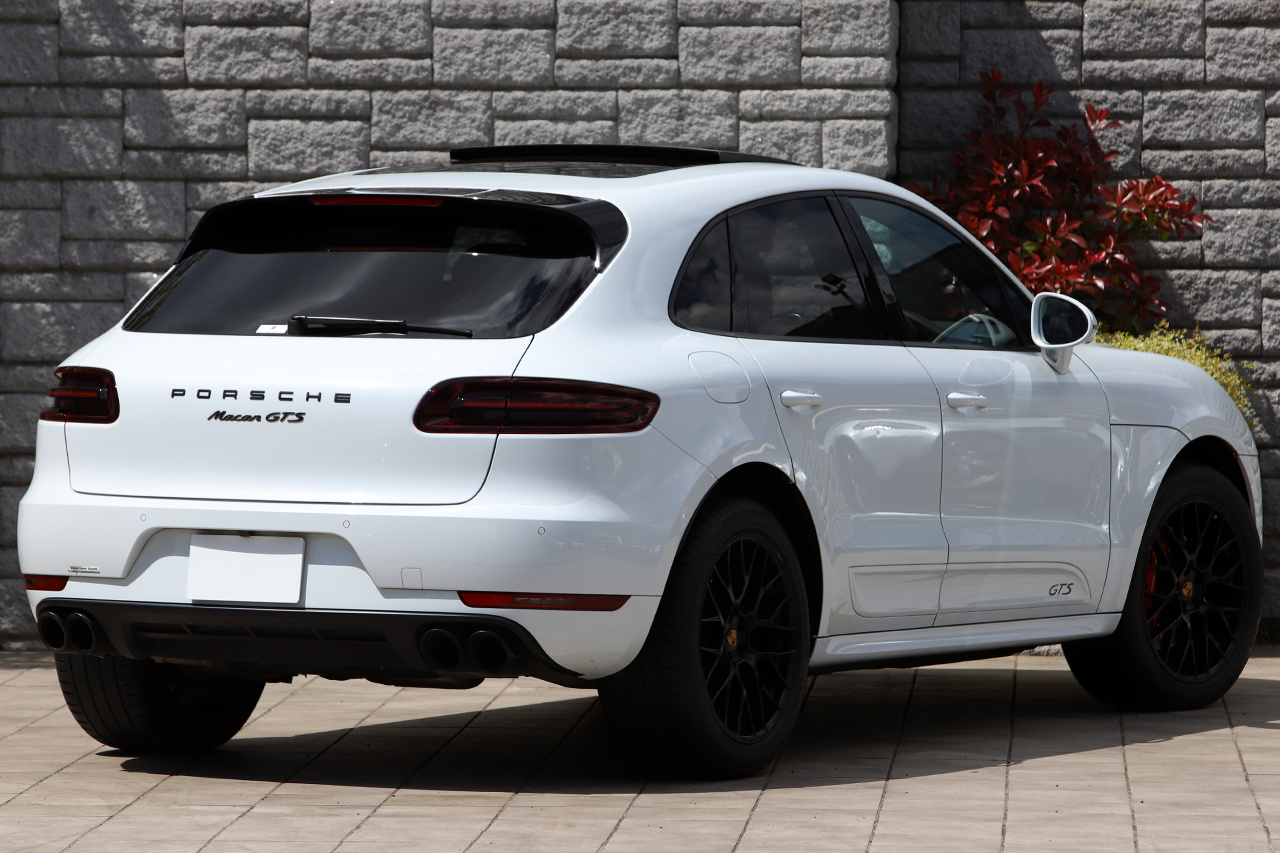 2018 Porsche MACAN GTS 4W
