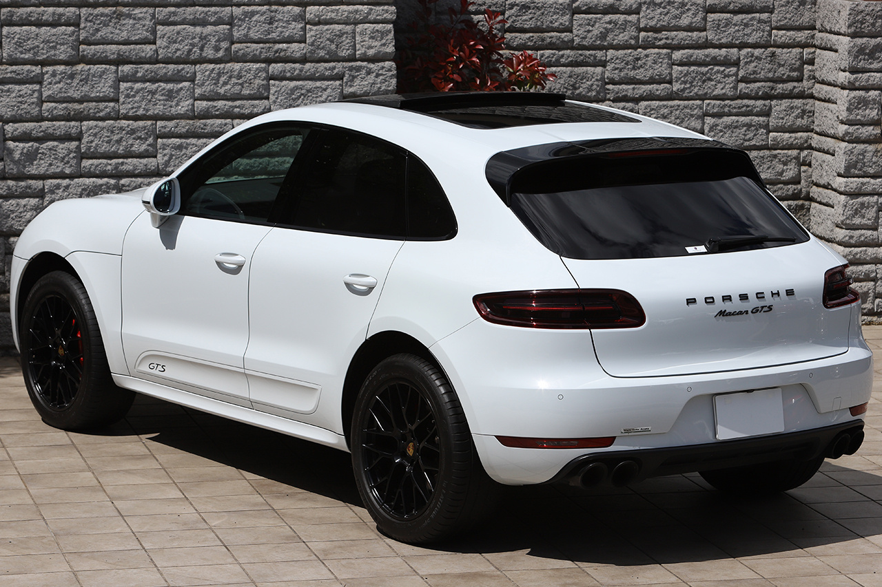2018 Porsche MACAN GTS 4W