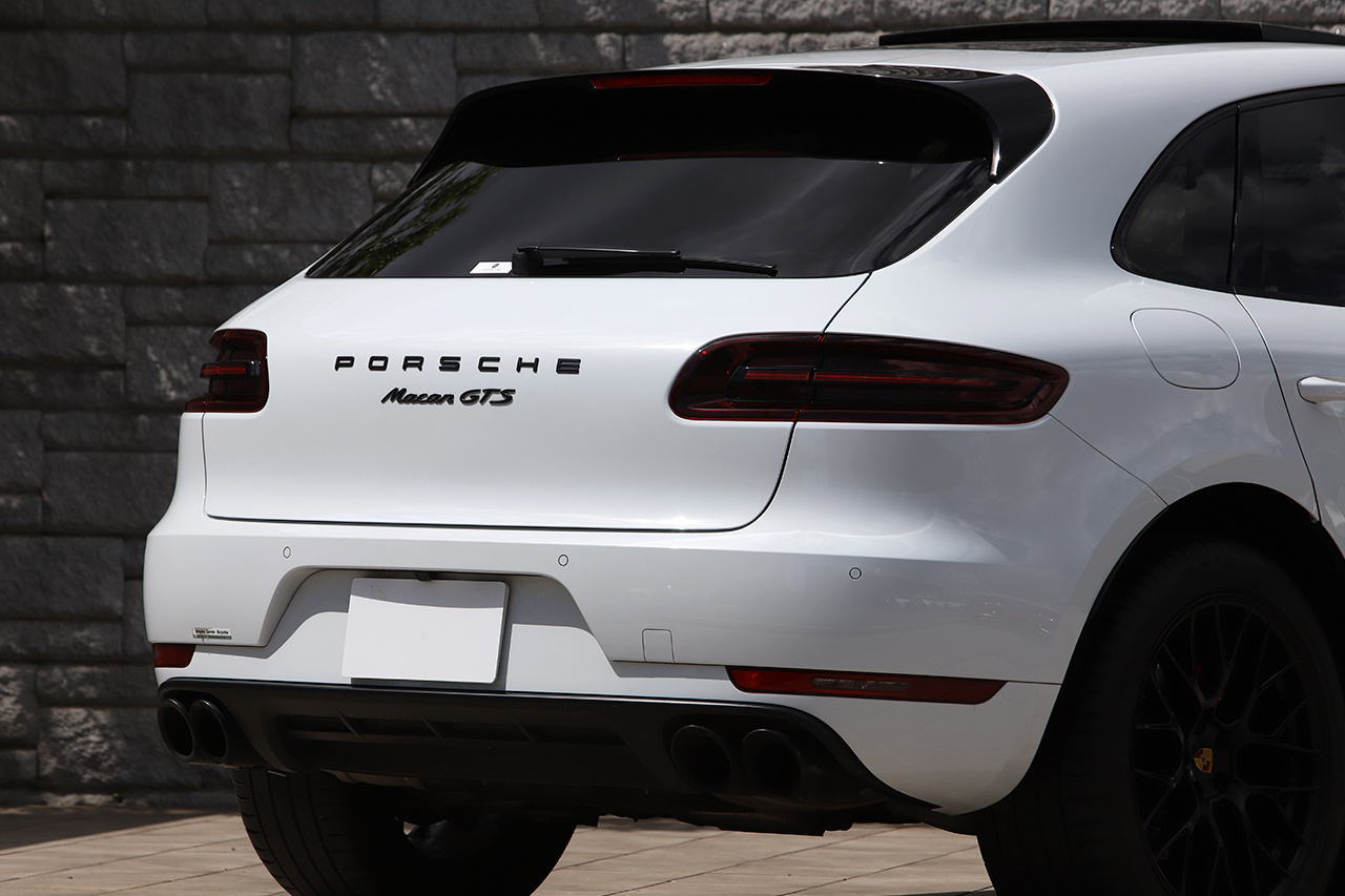 2018 Porsche MACAN GTS 4W