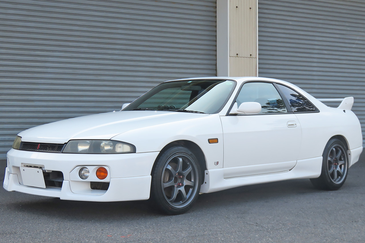 1996 Nissan SKYLINE COUPE ECR33 GTS-T TYPE M, BLITZ Radiator, BLITZ Height Adjustable Coilovers