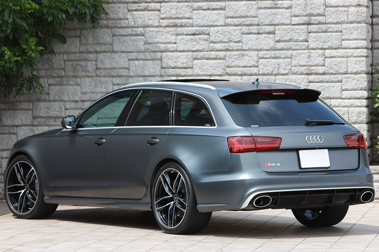2016 Audi RS6 AVANT null