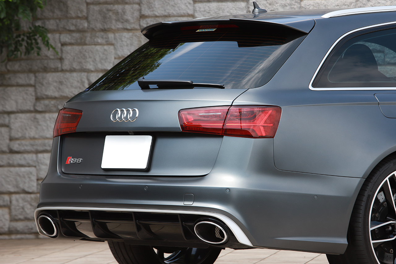 2016 Audi RS6 AVANT null