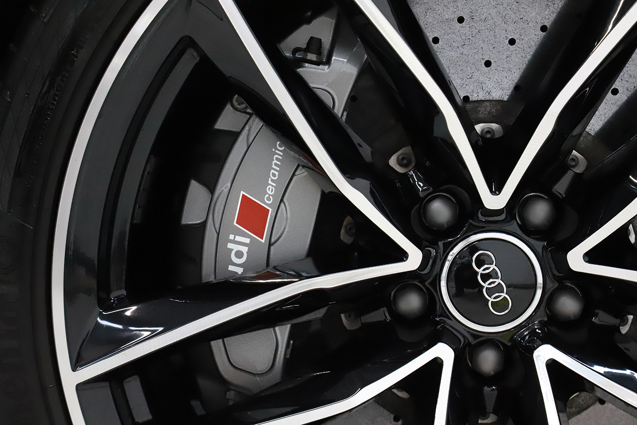 2016 Audi RS6 AVANT null