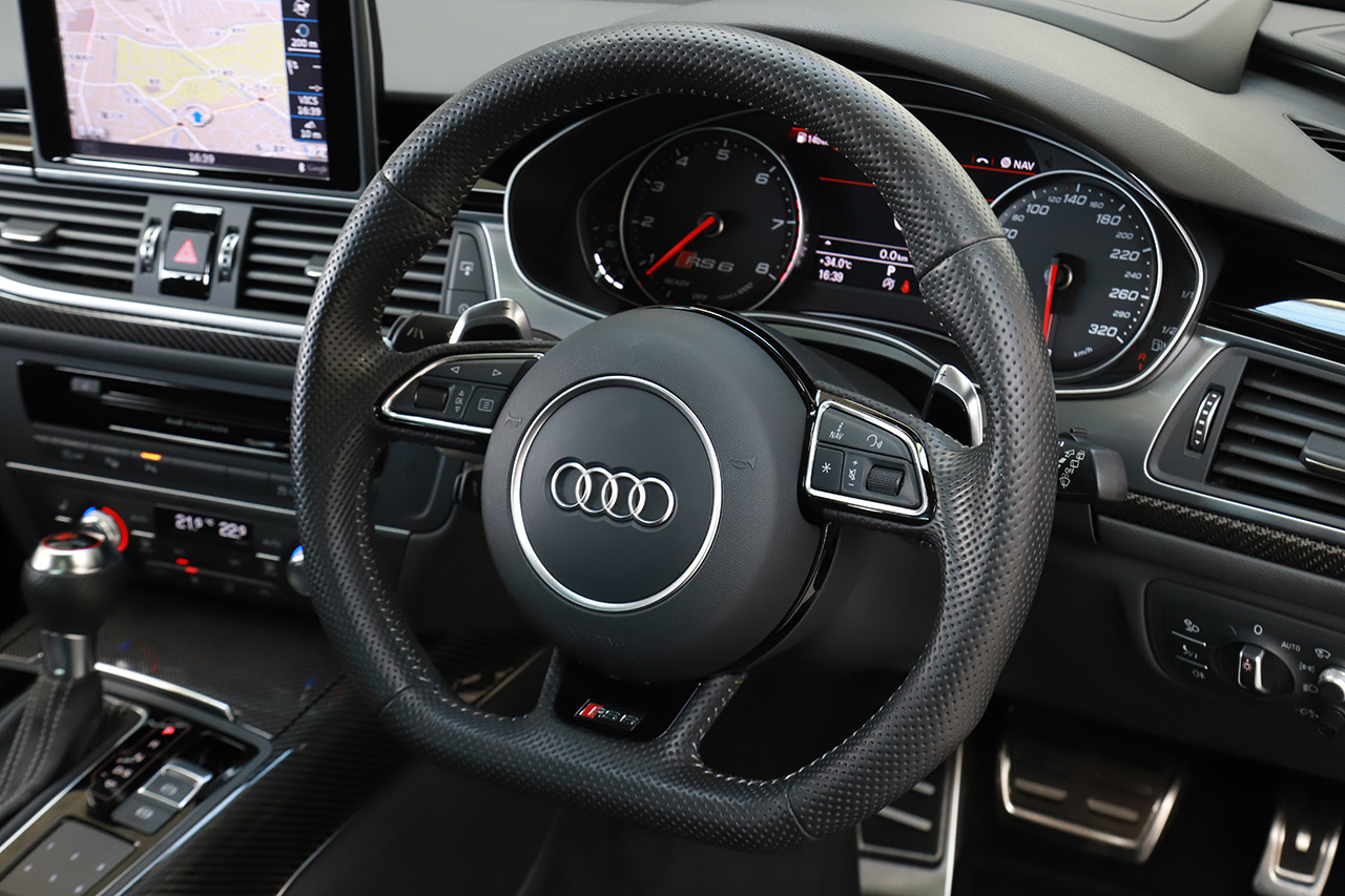 2016 Audi RS6 AVANT null