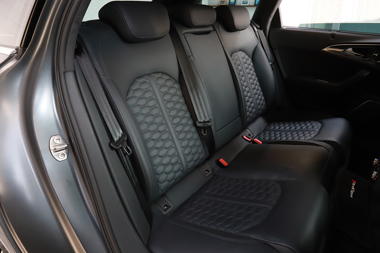 2016 Audi RS6 AVANT null