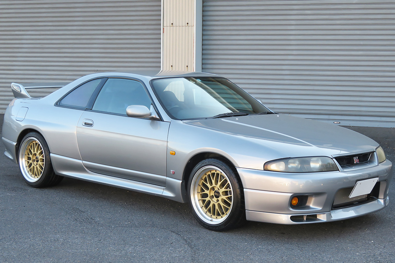 1996 Nissan SKYLINE GT-R BCNR33 GT-R, NISMO Shock Absorber, BBS 18 Inch Wheels