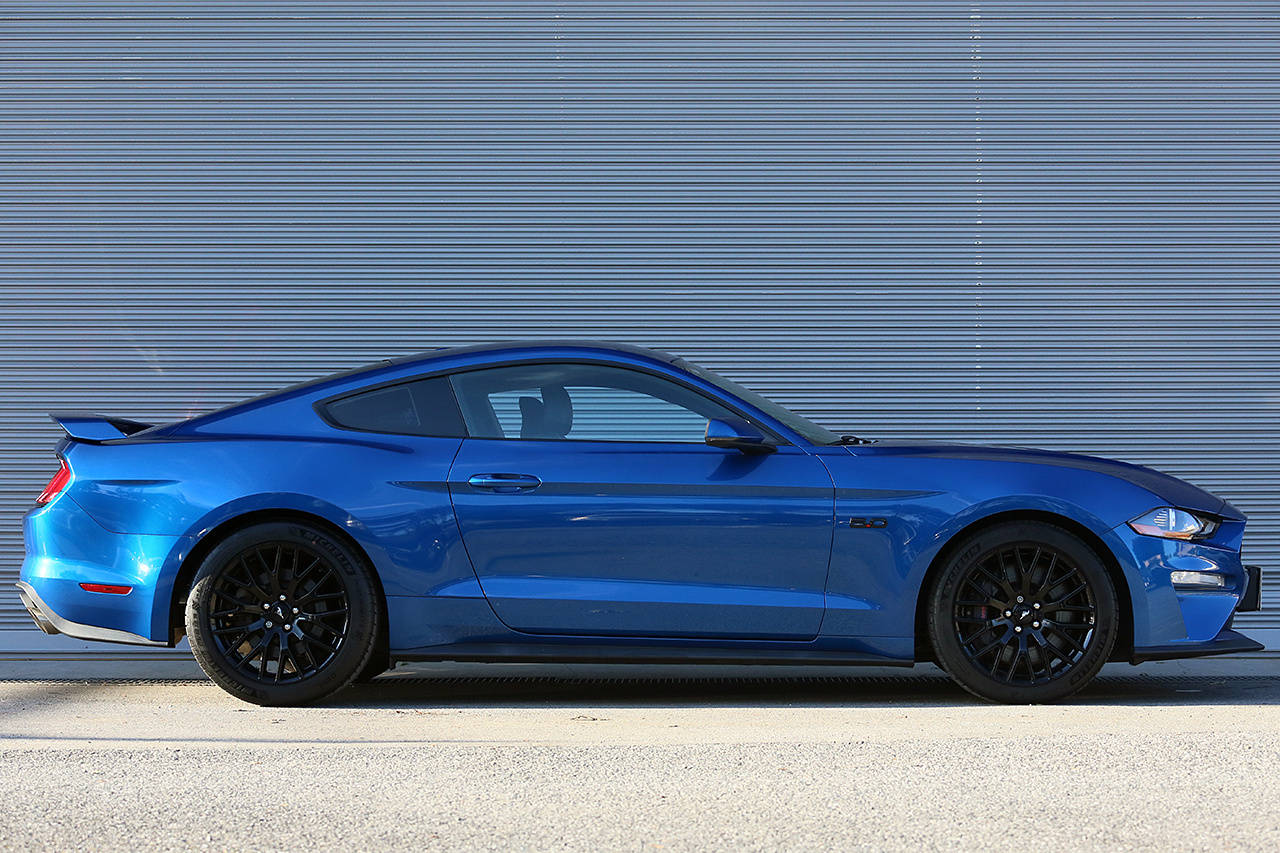 2018 Ford MUSTANG null