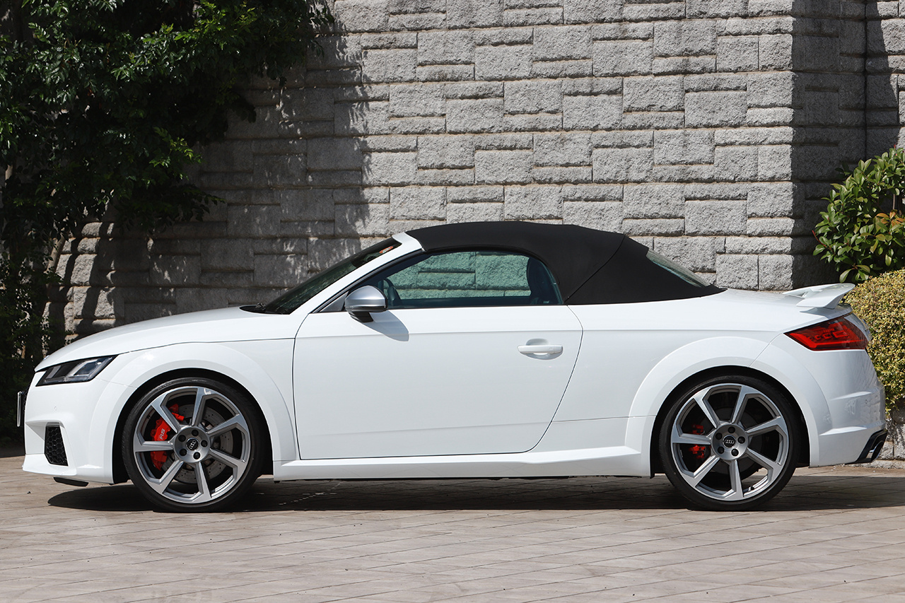 2018 Audi TT RS Roadster BASE GRADE