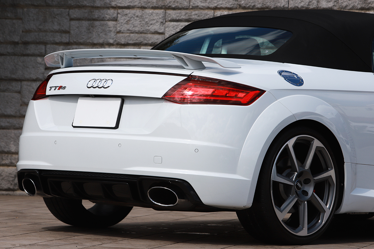 2018 Audi TT RS Roadster BASE GRADE