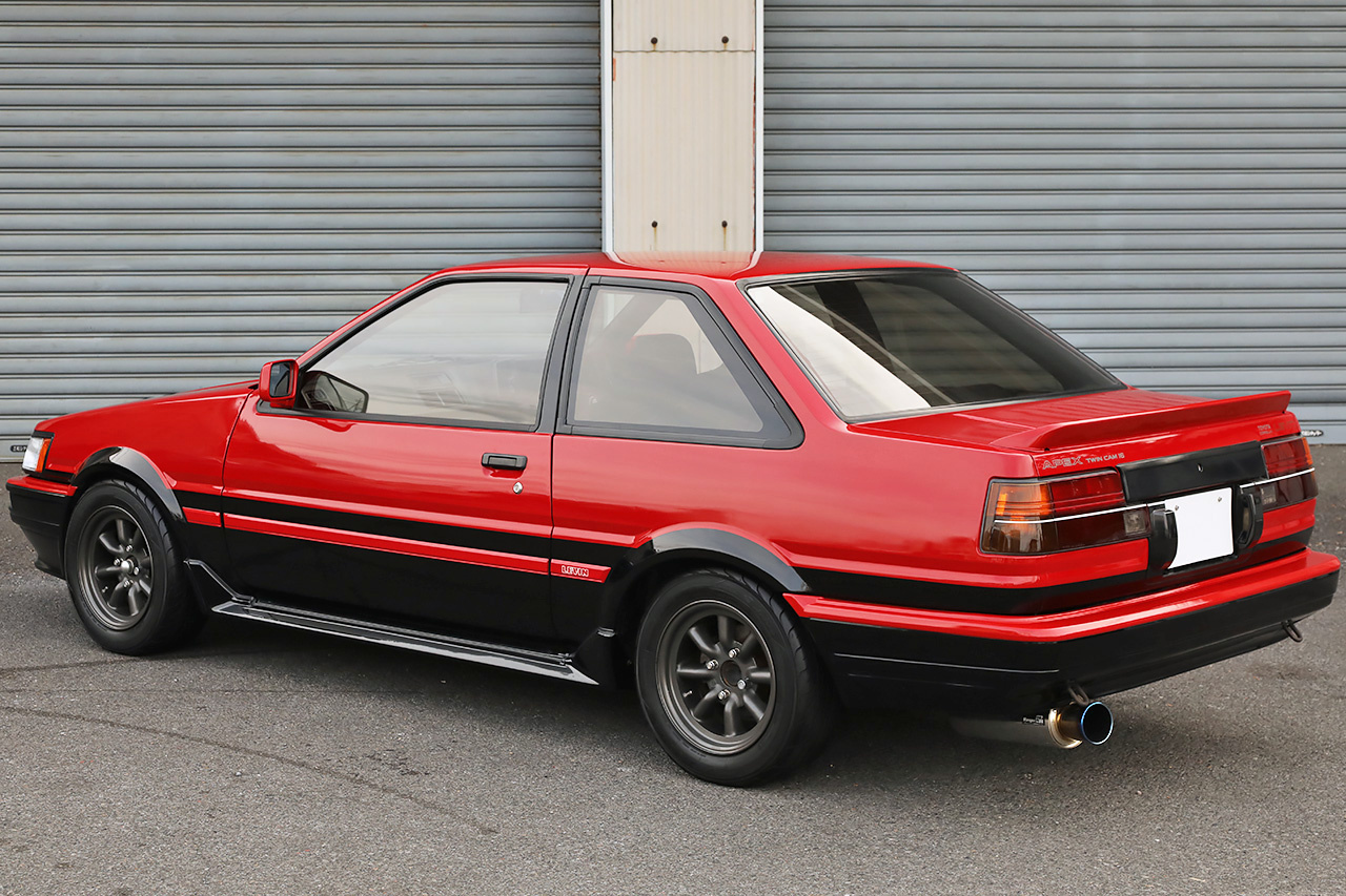 1985 Toyota COROLLA LEVIN AE86 GT APEX, FUJITSUBO Exhaust Manifold, RECARO Seats