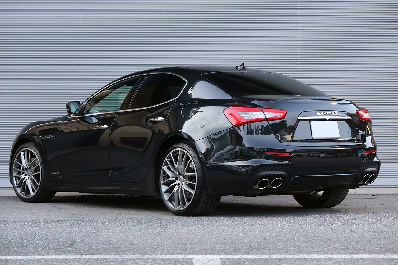 2018 Maserati GHIBLI null