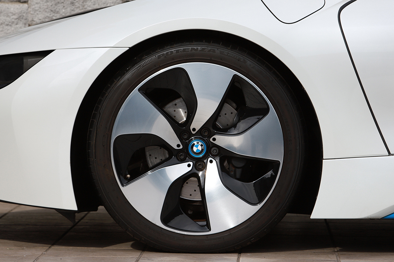 2015 BMW i8 AWD 4WD CP