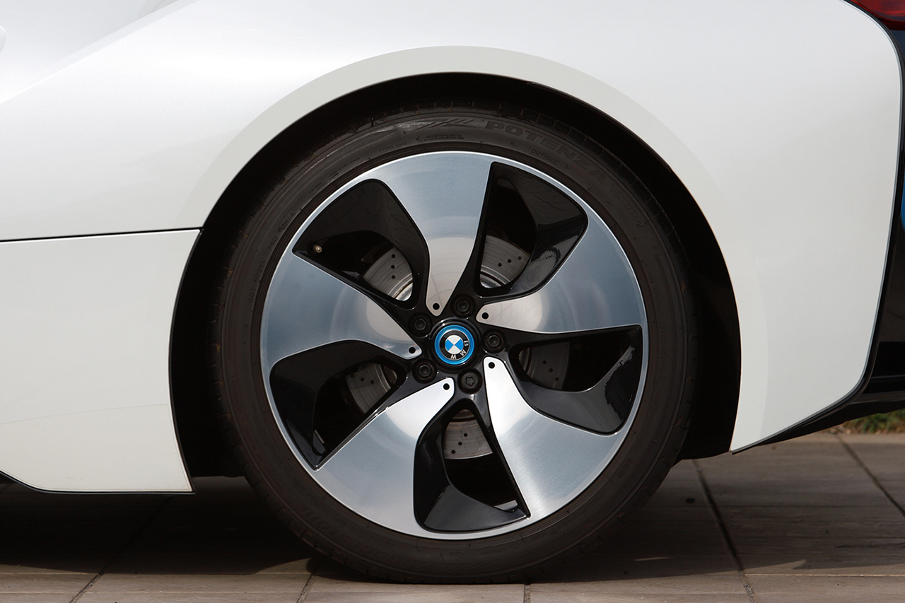 2015 BMW i8 AWD 4WD CP