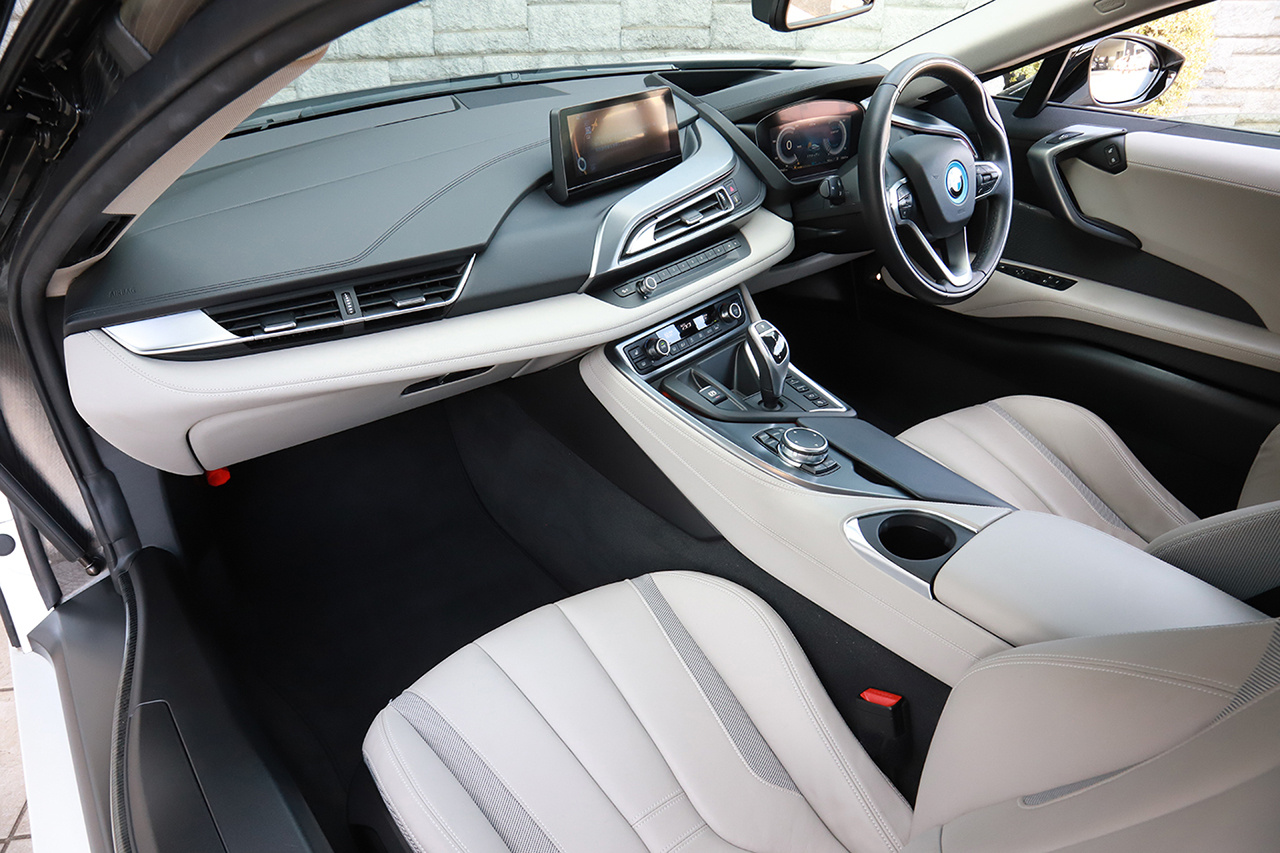 2015 BMW i8 AWD 4WD CP