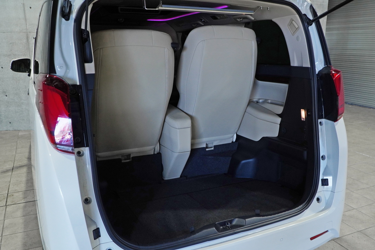 2019 Toyota ALPHARD HYBRID null