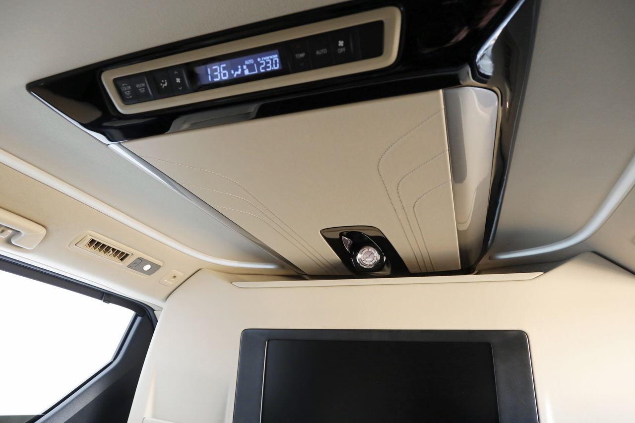 2019 Toyota ALPHARD HYBRID null