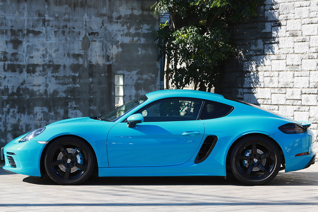 2017 Porsche 718 CAYMAN 718 CAYMAN S SPOILER BLACK