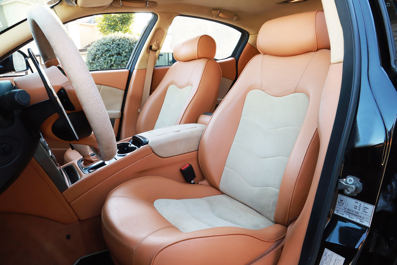 2010 Maserati QUATTROPORTE null