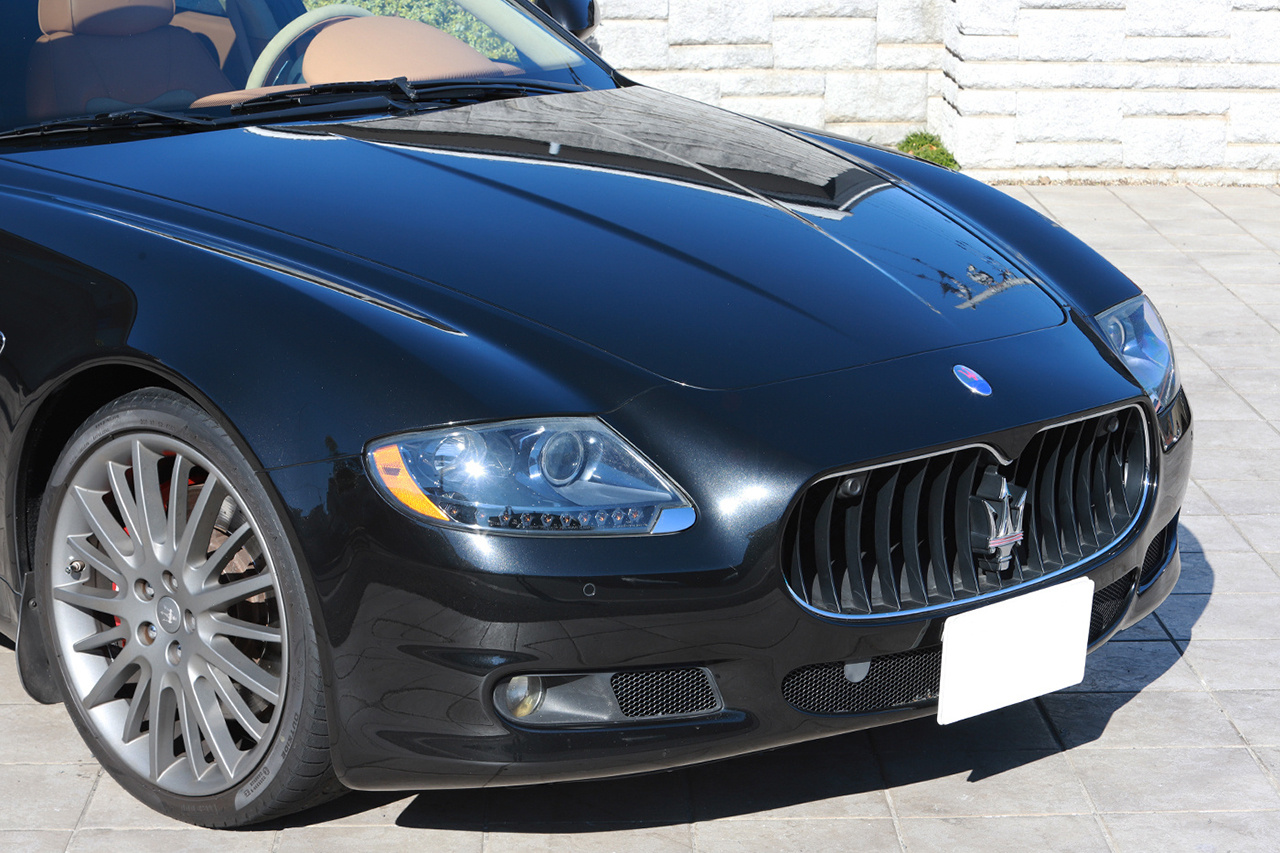 2010 Maserati QUATTROPORTE null