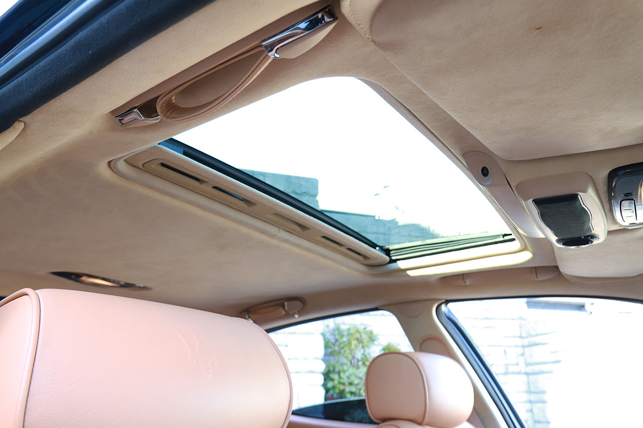 2010 Maserati QUATTROPORTE null