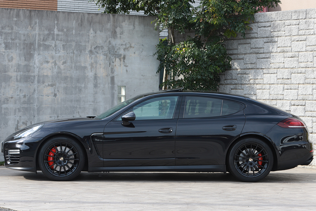 2014 Porsche PANAMERA GTS