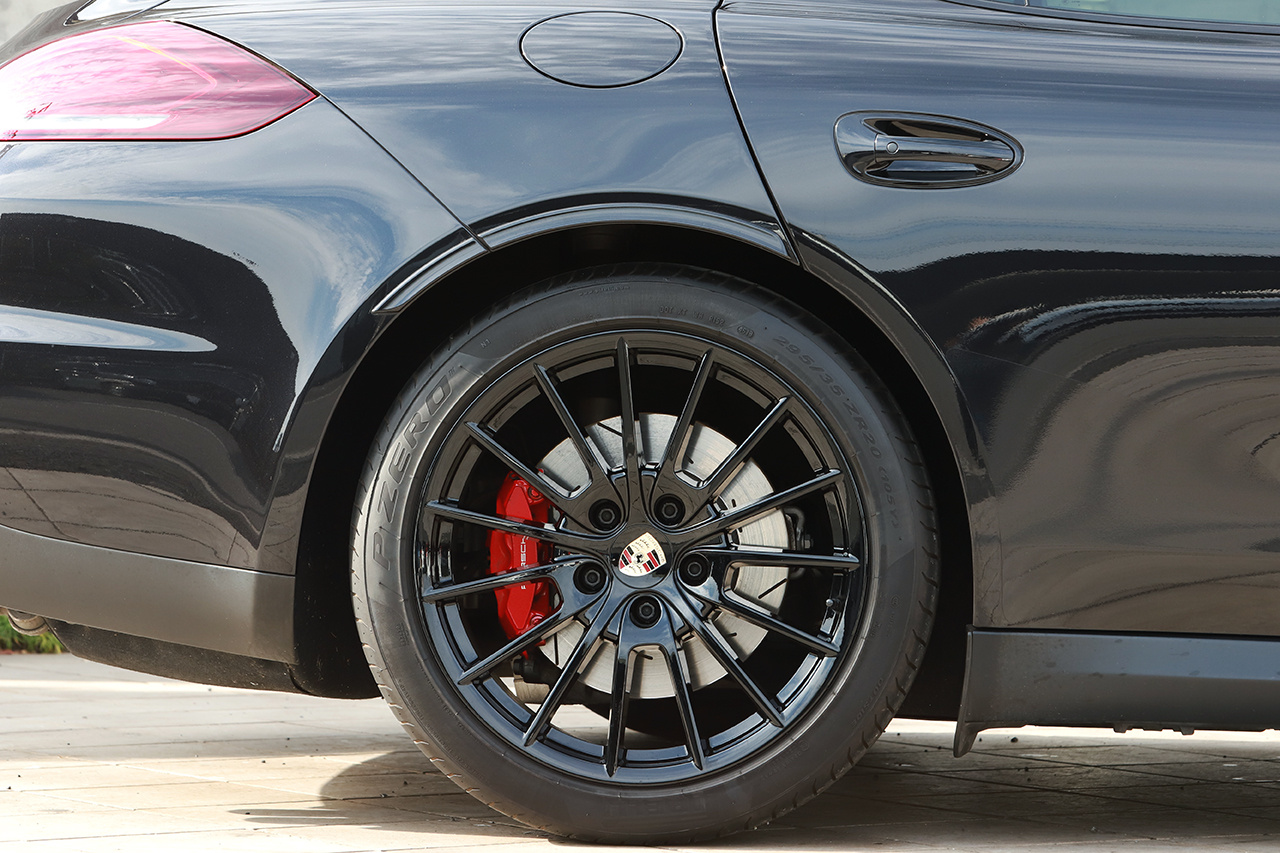2014 Porsche PANAMERA GTS