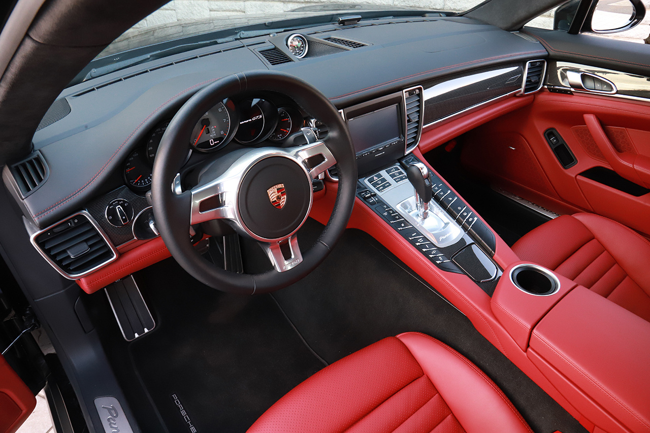 2014 Porsche PANAMERA GTS