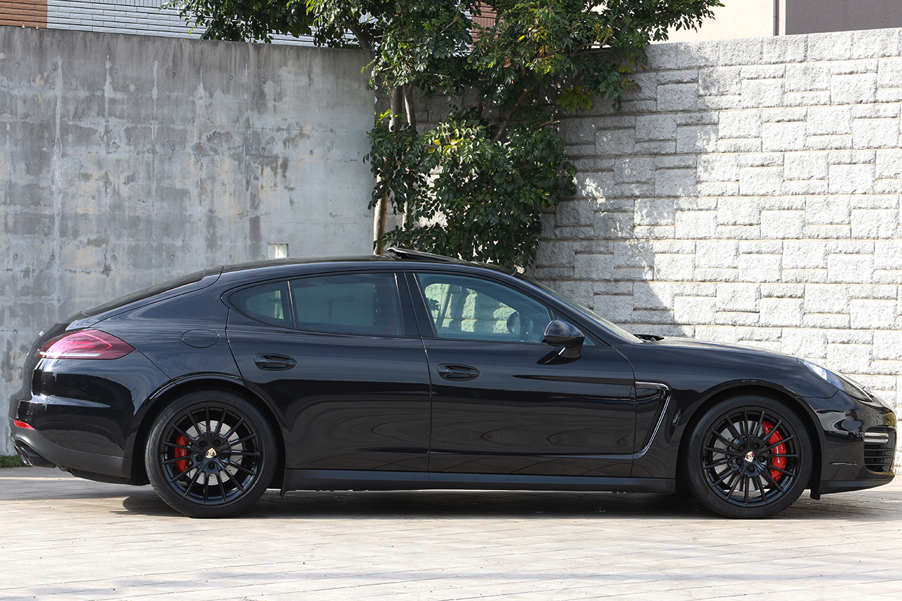 2014 Porsche PANAMERA GTS