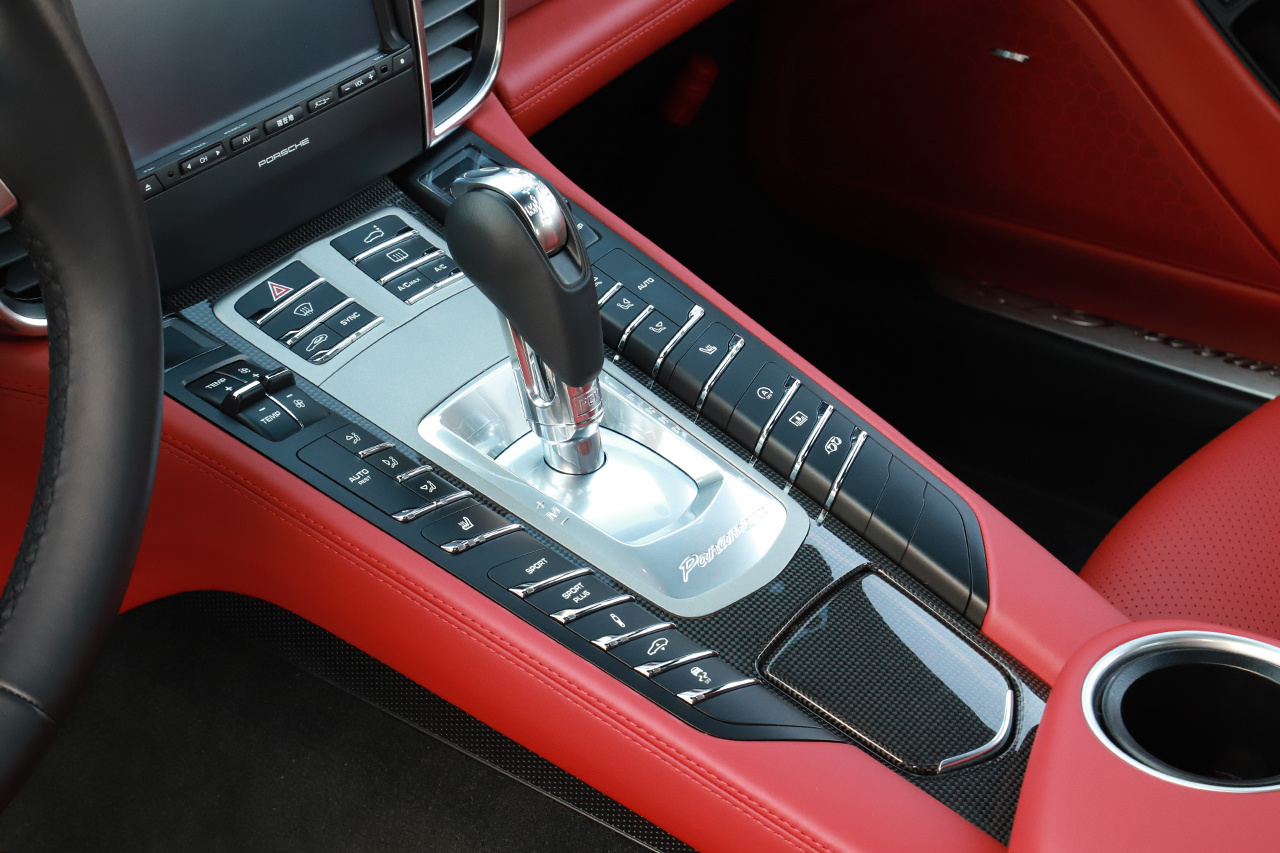 2014 Porsche PANAMERA GTS