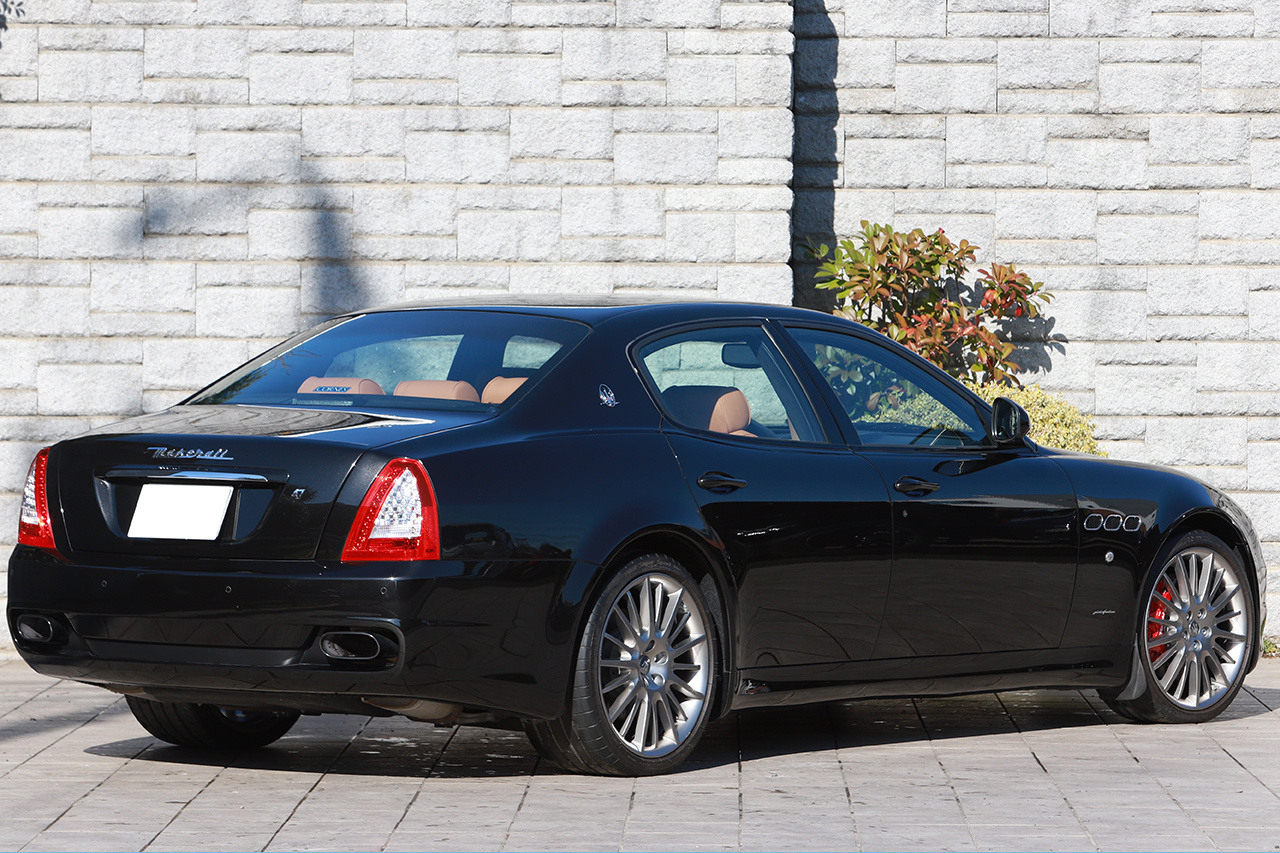 2010 Maserati QUATTROPORTE QTORO PORTE SPORT GT S