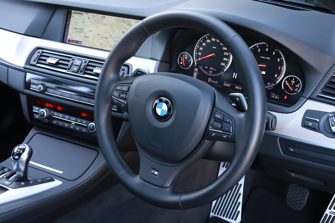 2012 BMW M5 null