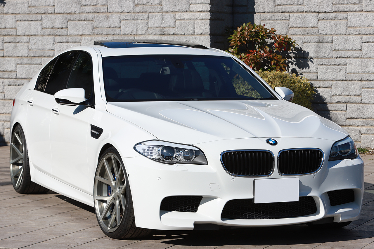 2012 BMW M5 null