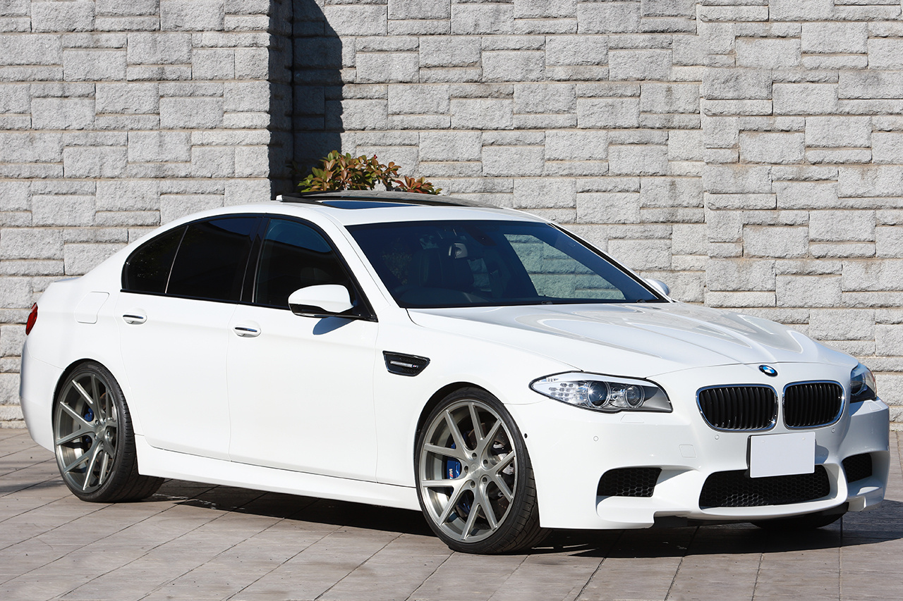 2012 BMW M5 null