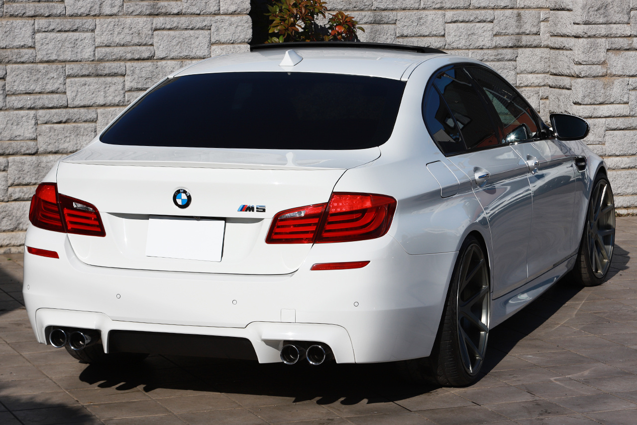 2012 BMW M5 null