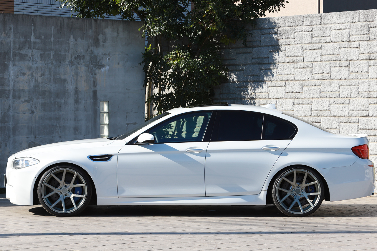 2012 BMW M5 null
