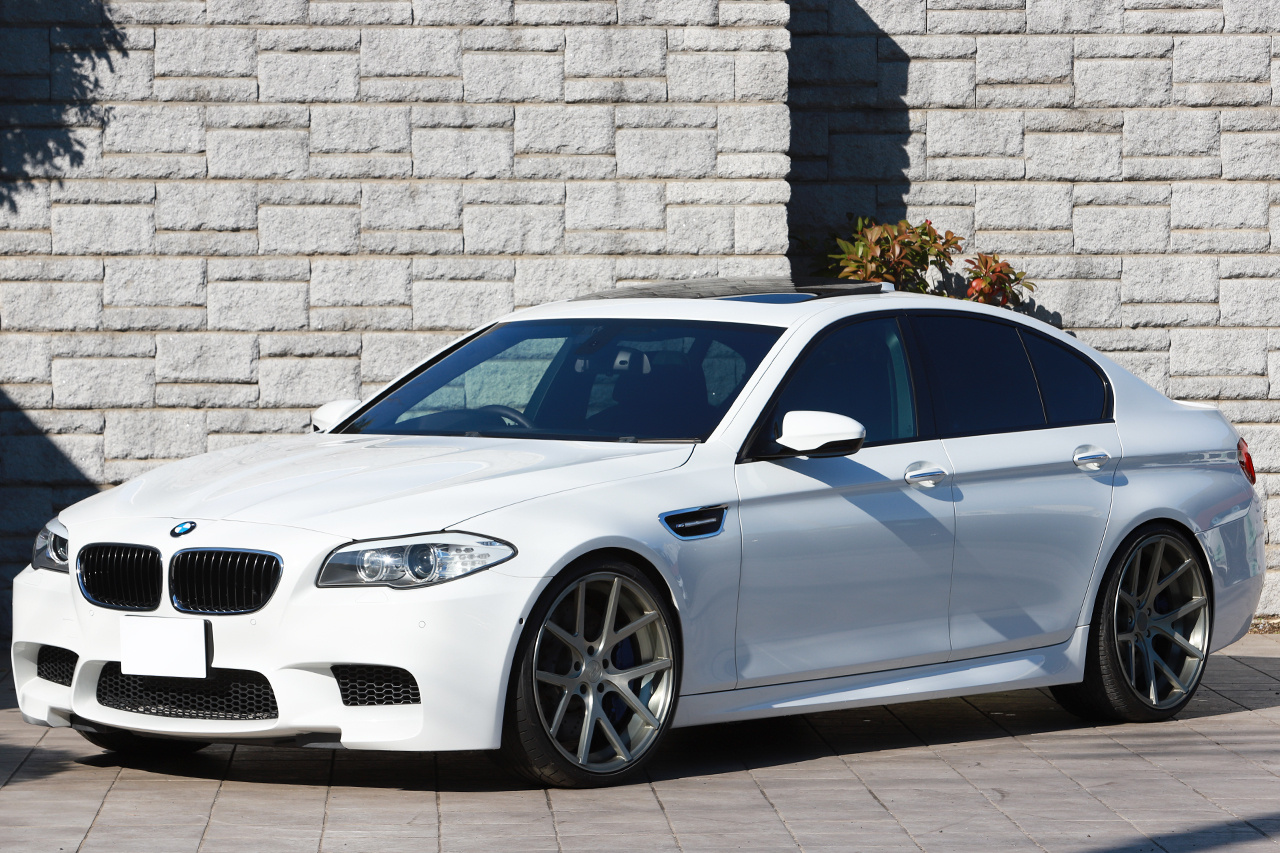 2012 BMW M5 null