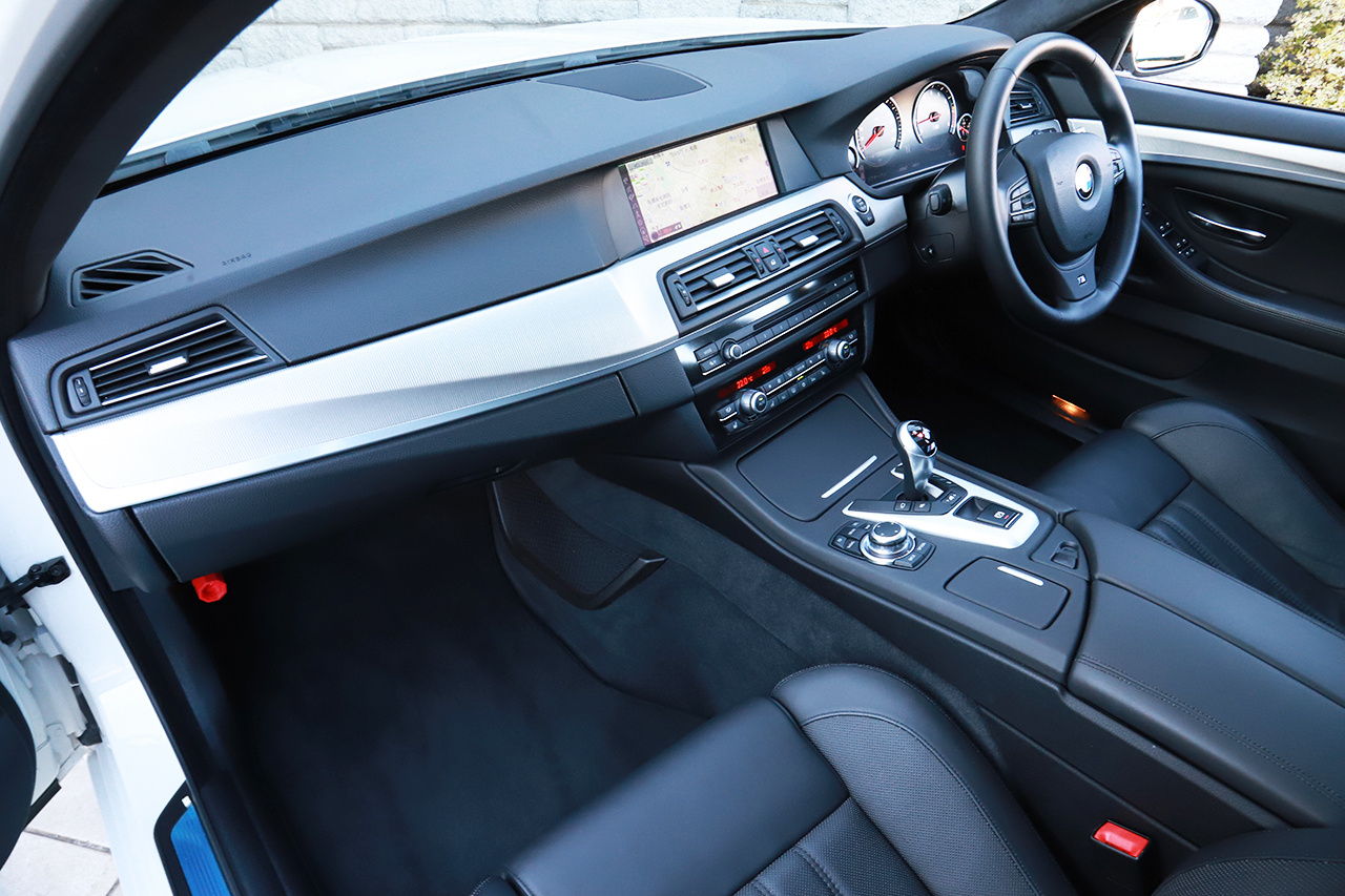 2012 BMW M5 null