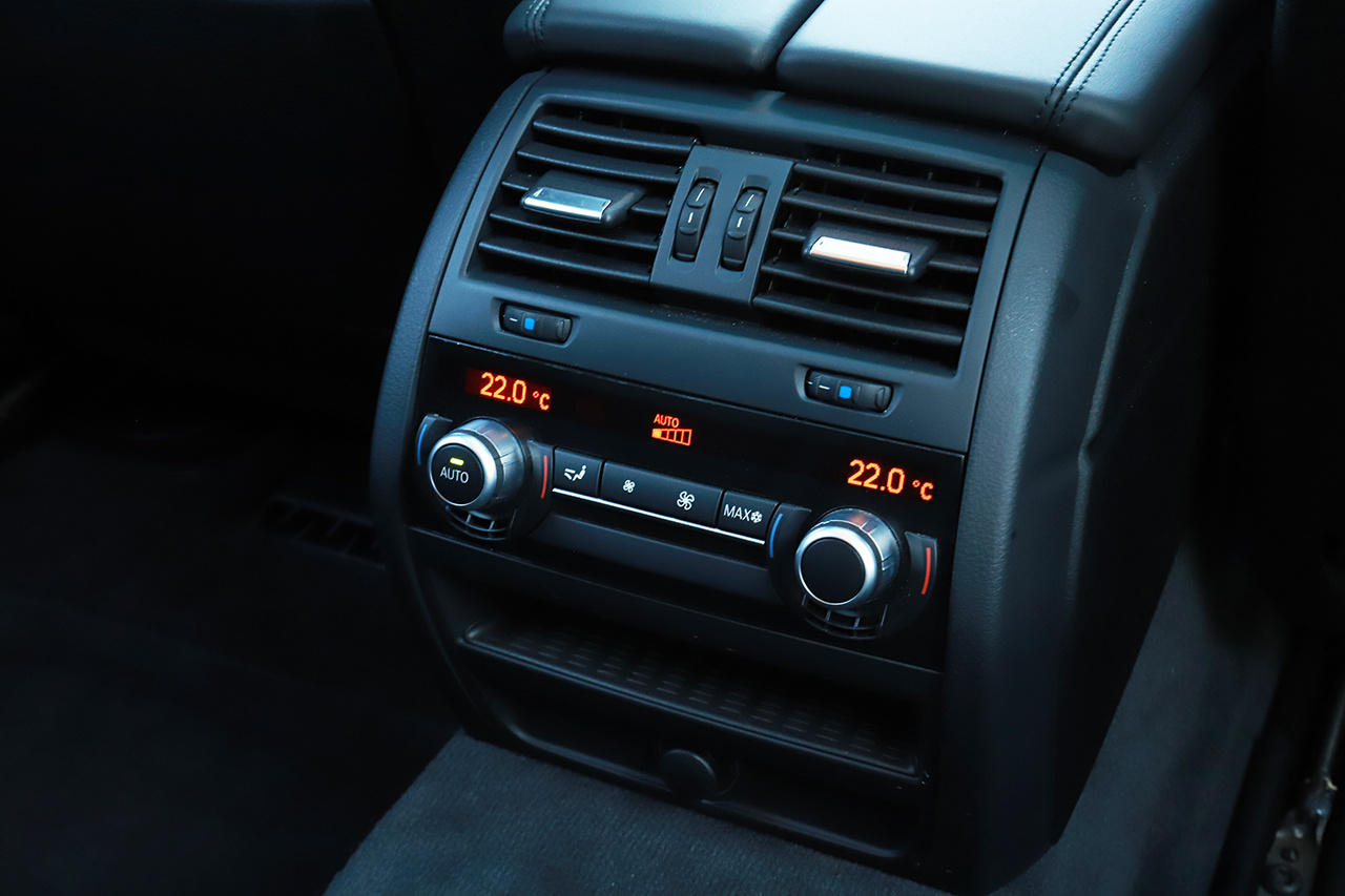 2012 BMW M5 null