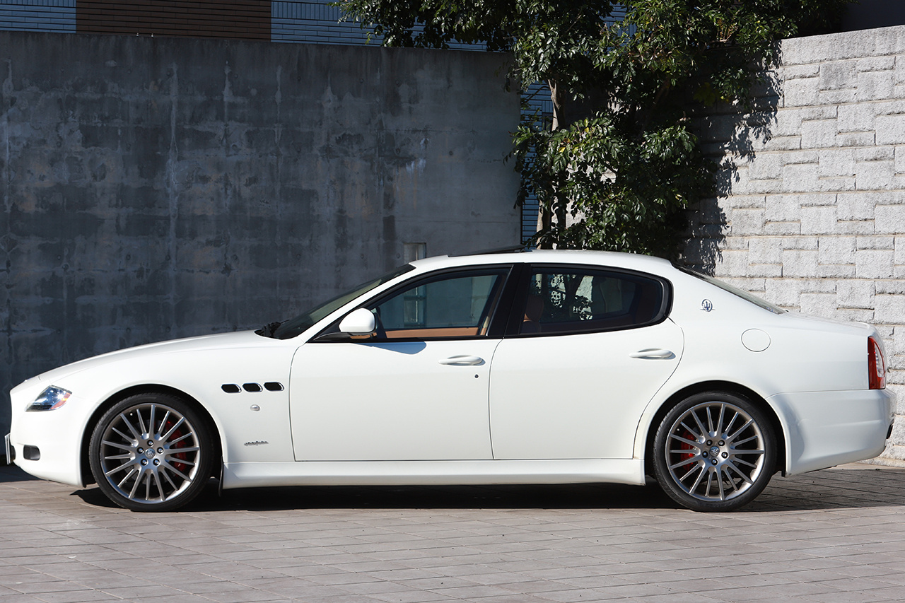 2010 Maserati QUATTROPORTE QTORO PORTE SPORT GT S