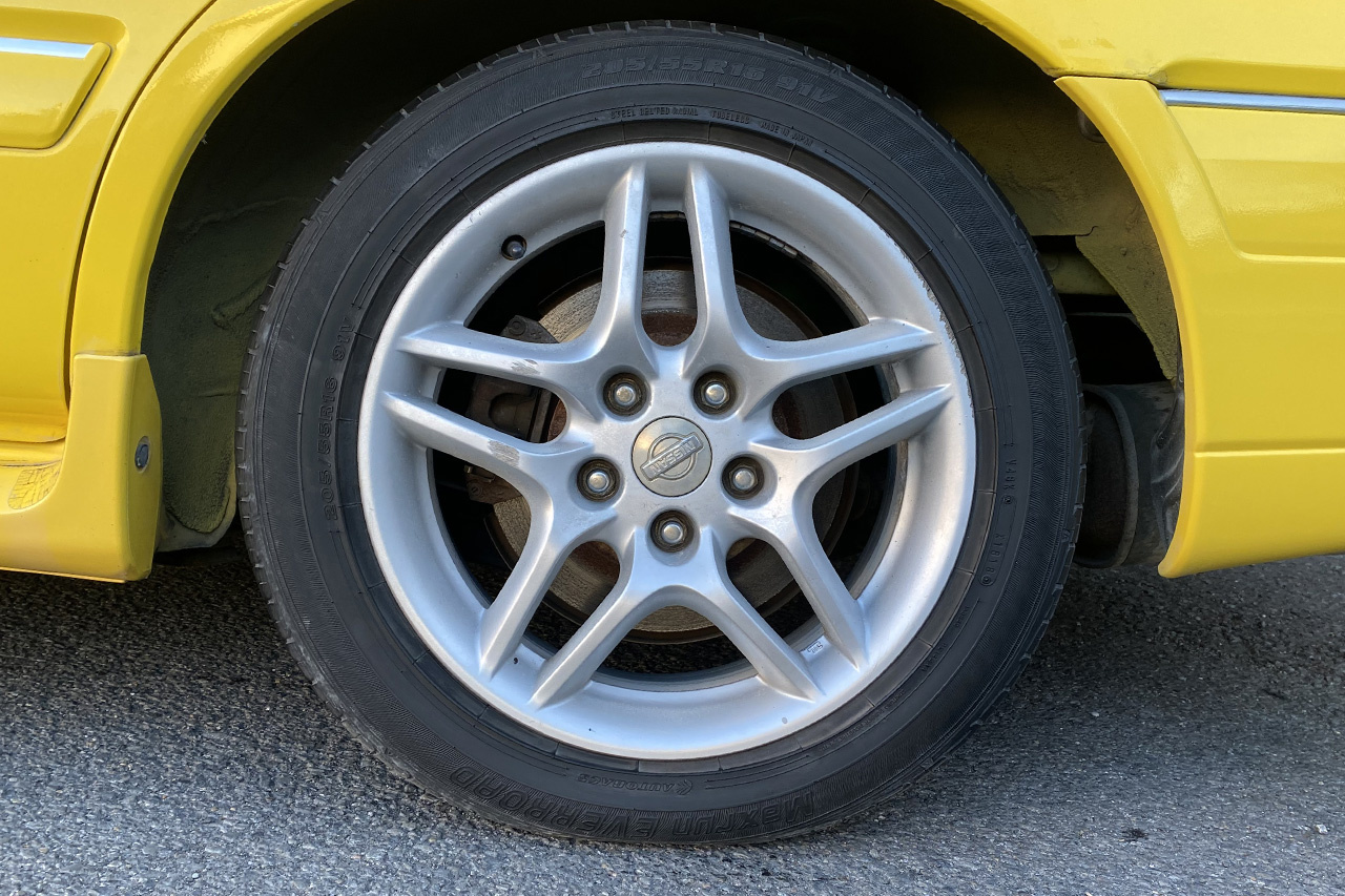 2000 Nissan STAGEA WGC34 25t RS V AERO PACKAGE, RB25DET TURBO ENGINE, EV1 LIGHTNING YELLOW