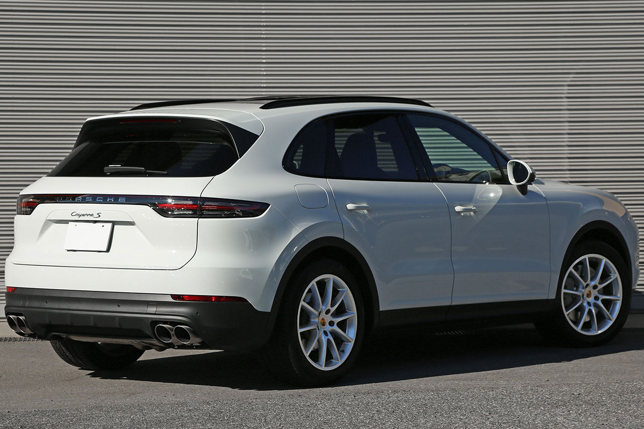 2019 Porsche CAYENNE null