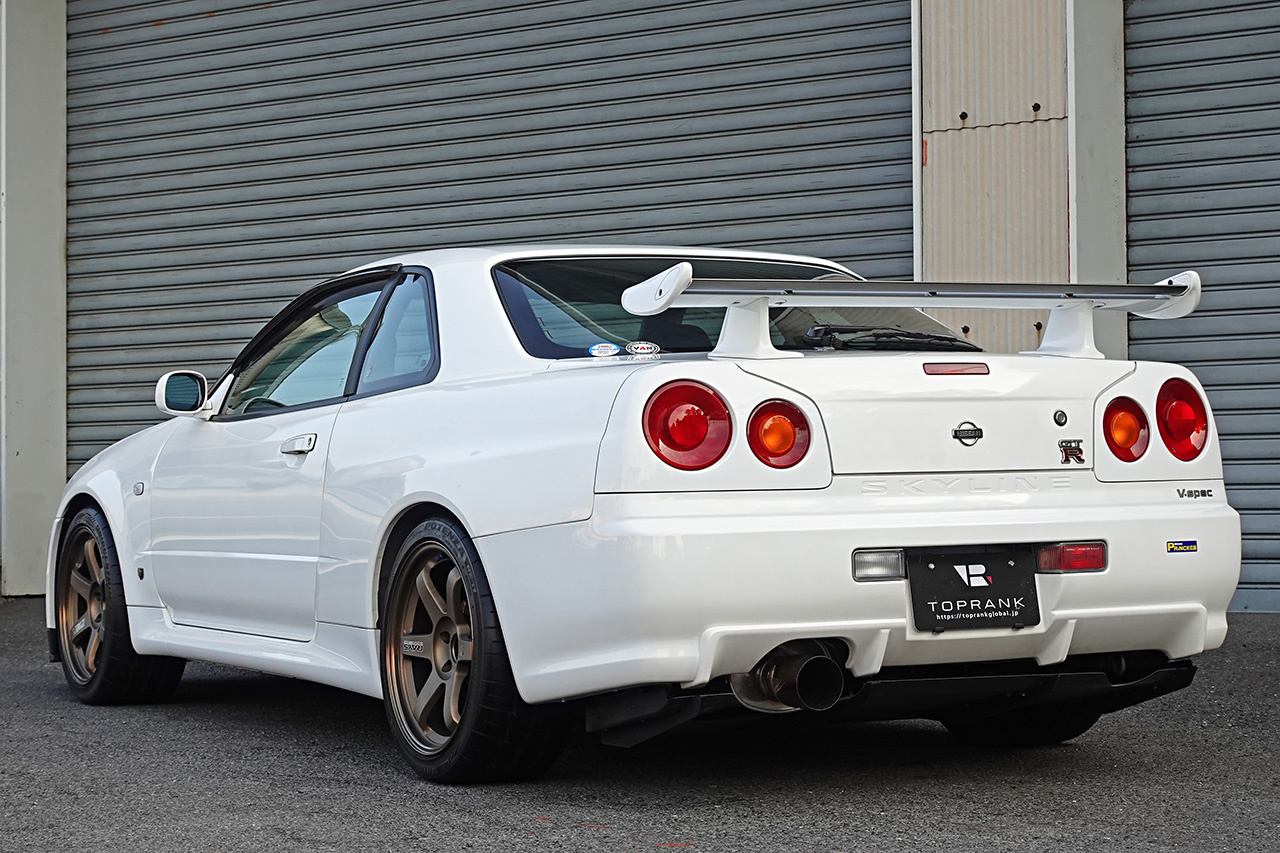 1999 Nissan SKYLINE GT-R ONE OWNER BNR34 R34 GT-R V-SPEC, VERIFIED LOW MILEAGE, EARLY MODEL