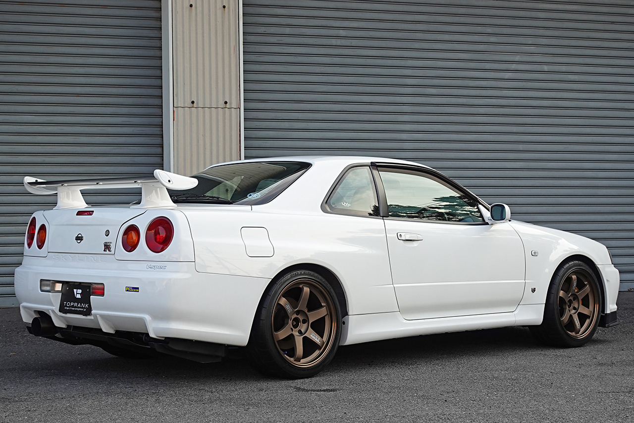 1999 Nissan SKYLINE GT-R ONE OWNER BNR34 R34 GT-R V-SPEC, VERIFIED LOW MILEAGE, EARLY MODEL