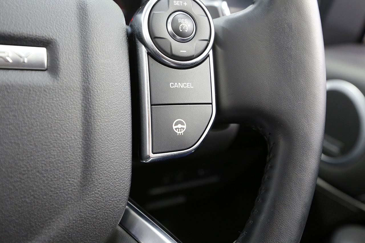 2017 Land Rover DISCOVERY FIRST EDITION