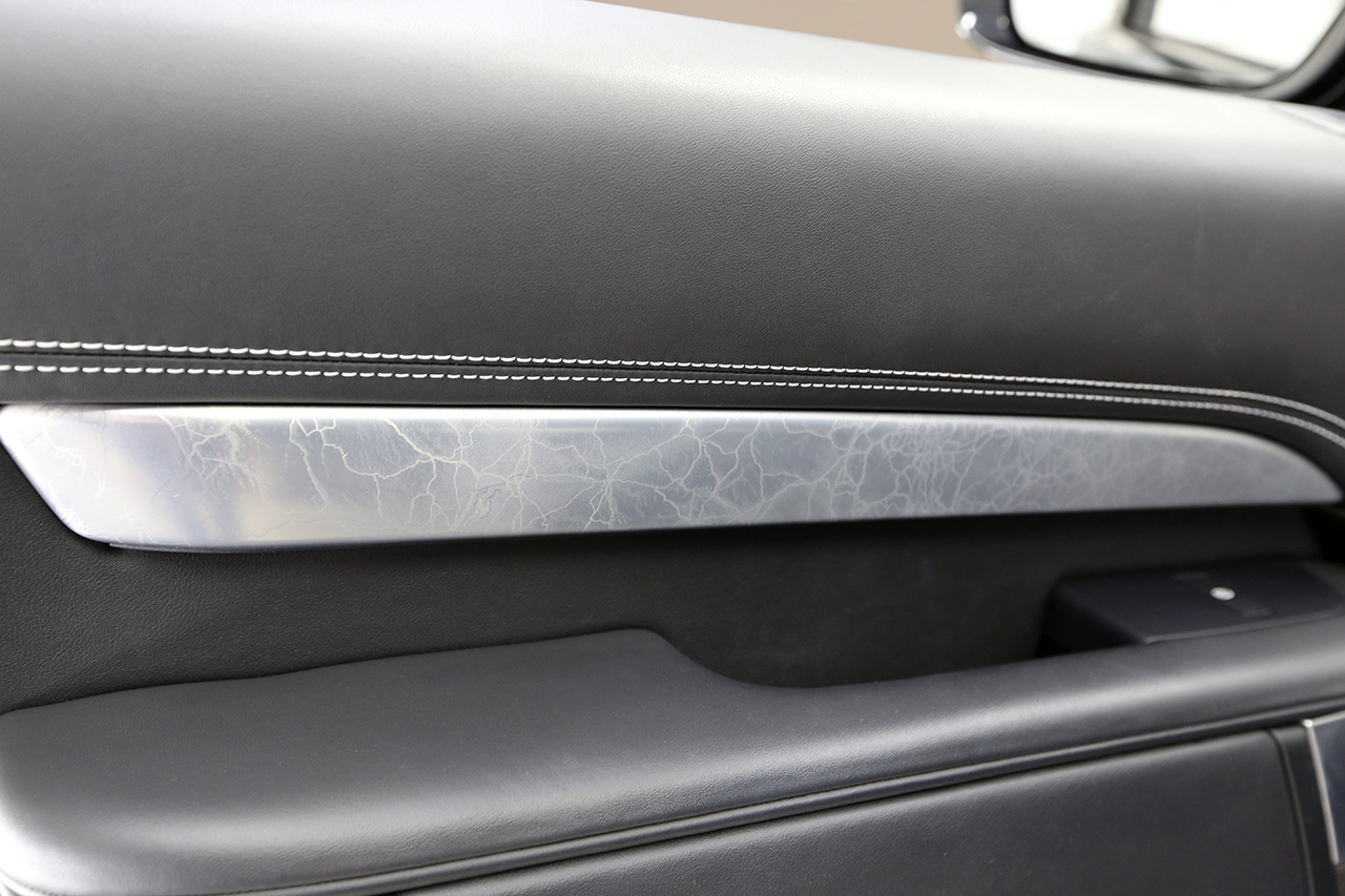 2017 Land Rover DISCOVERY FIRST EDITION